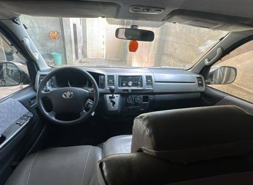 MINI BUS CE 7897 RB (location au sud du Bénin)